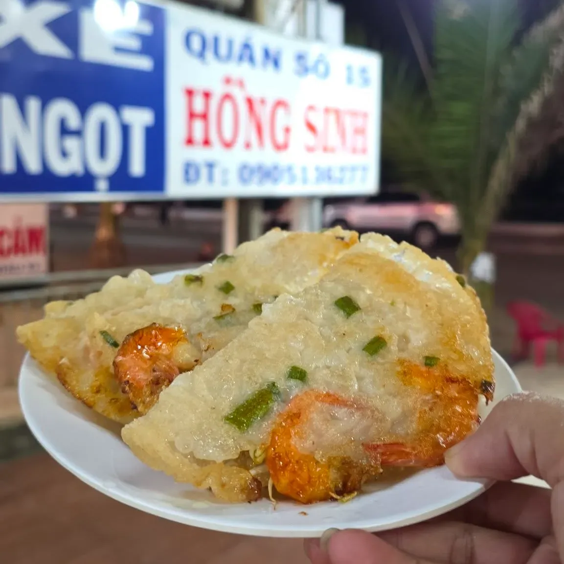 Bánh xèo 2 tôm -- 70K/chục