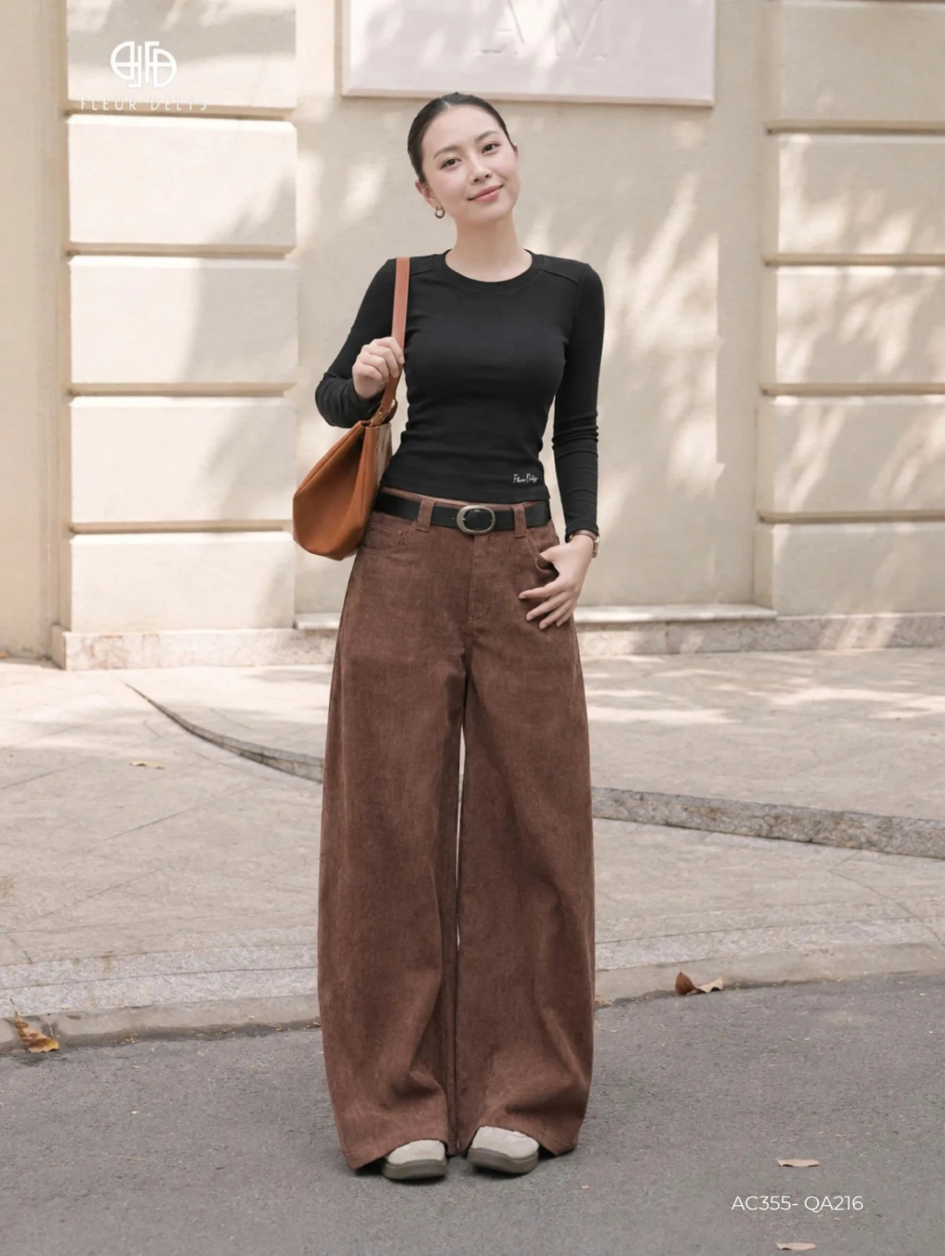 Thiết kế của nhà FLEUR DE LYS
Áo zip cổ tròng mí gân vai (Xám, trắng, nâu đậm, đỏ đô, đen ) - Quần Nhung Tăm Kèm Đinh Tá